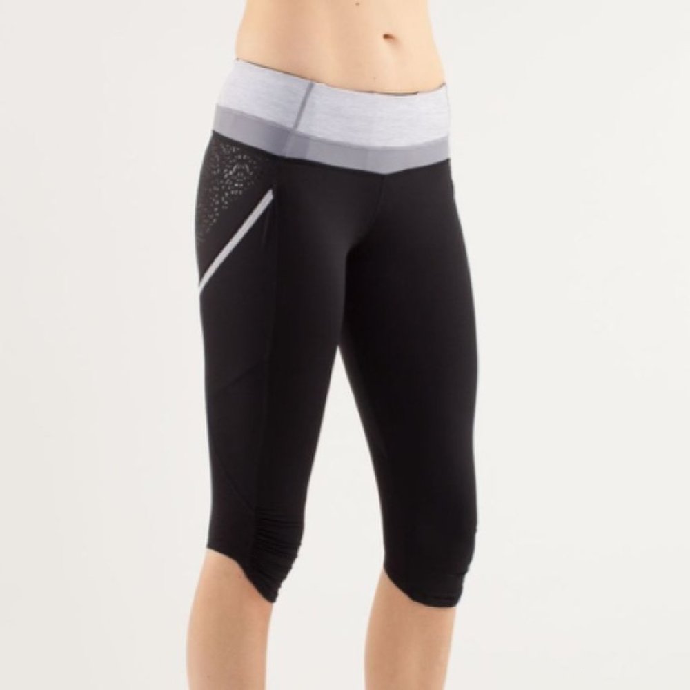 Lululemon 6 Run a Marathon Crop Workout Pants
